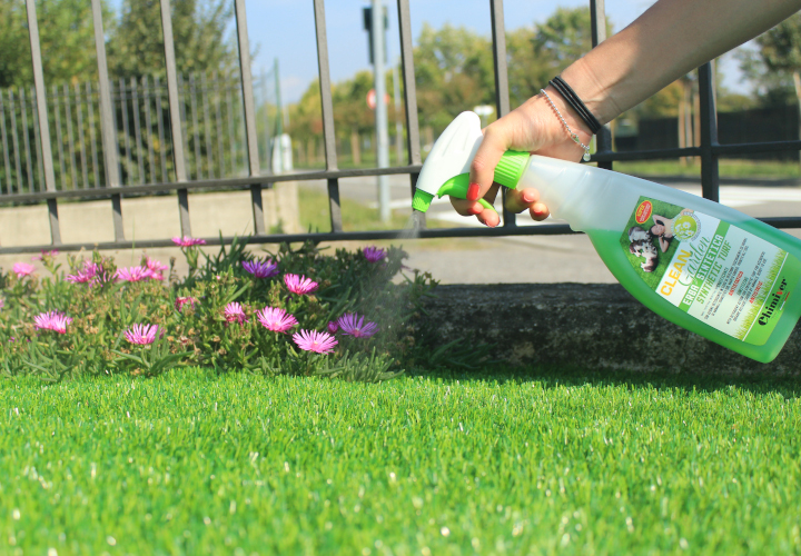 Detergente-Pronto-All'uso-Erba-Sintetica-Residenziale