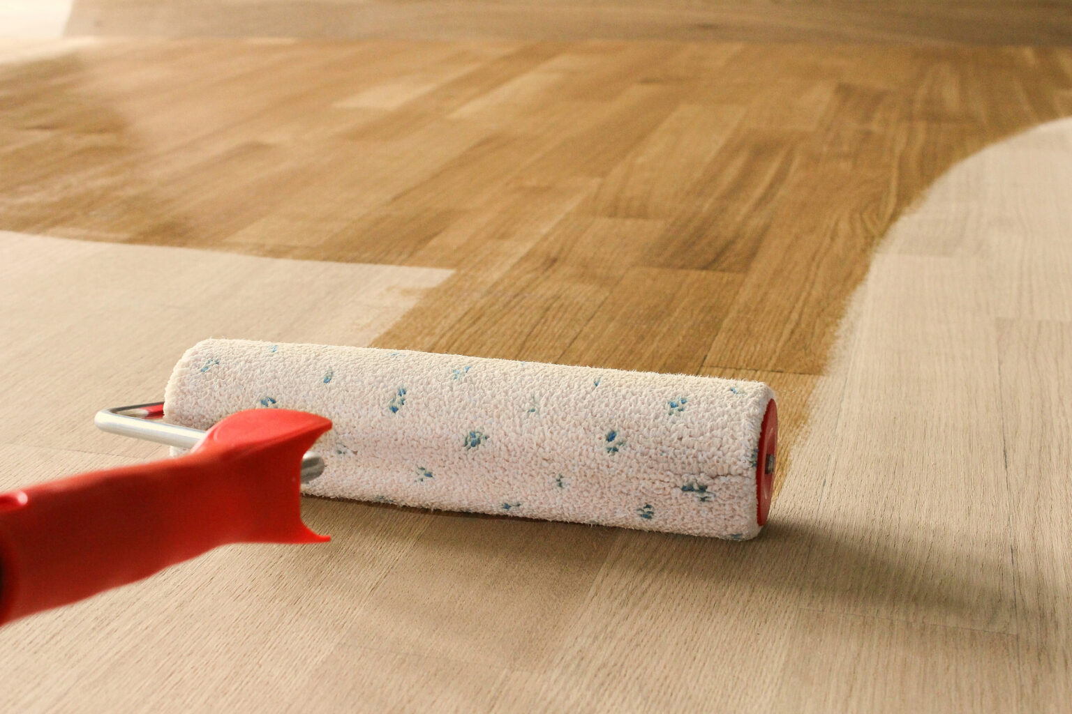 Vernice per Parquet: Tipologie, Usi e Ciclo di Applicazione